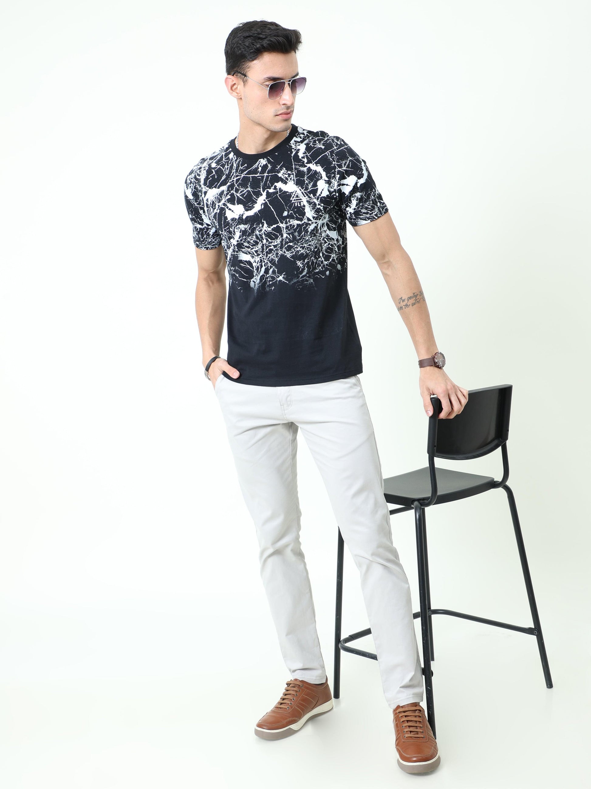 Men's casual T-Shirt - Neo Strike Black