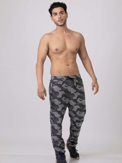 Go Commando Men's camouflage  Jogger Pant