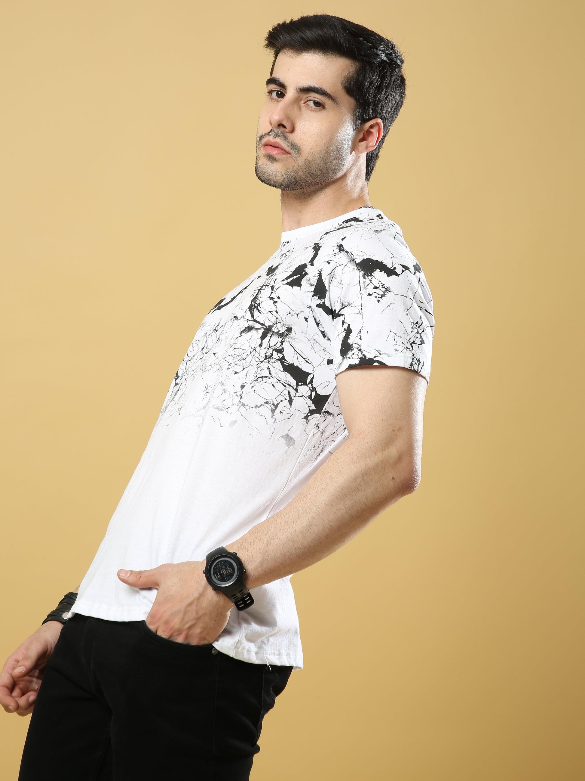 Men's casual T-Shirt - Neo Strike White