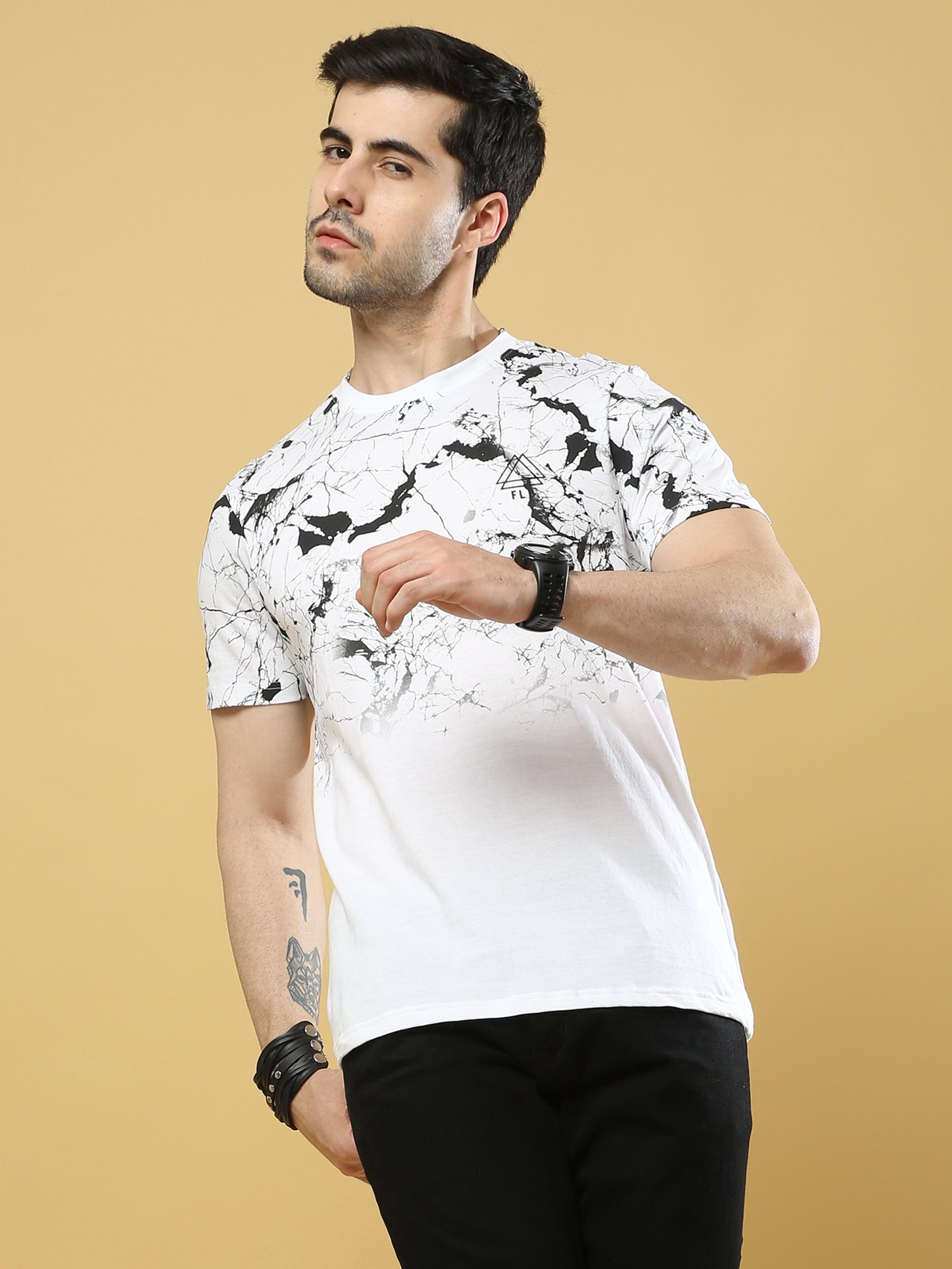Men's casual T-Shirt - Neo Strike White