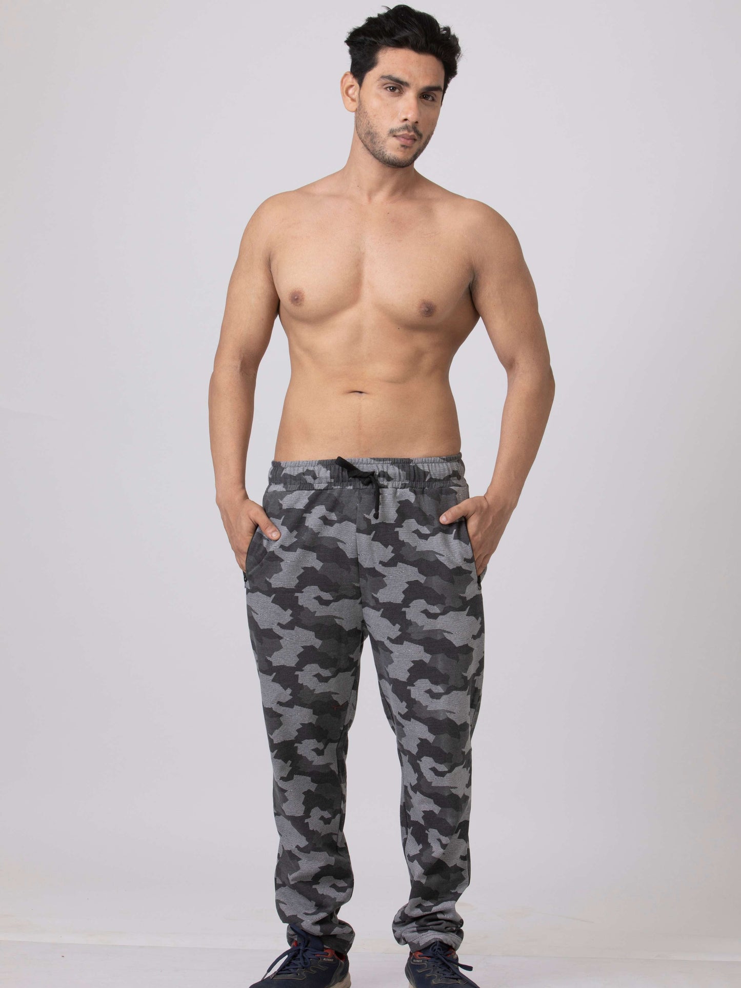 Go Commando Men's camouflage  Jogger Pant
