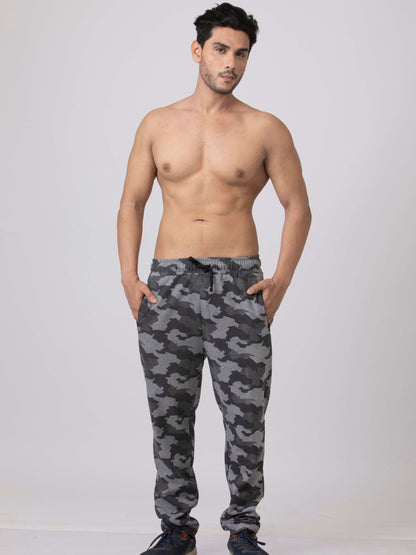 Go Commando Men's camouflage  Jogger Pant