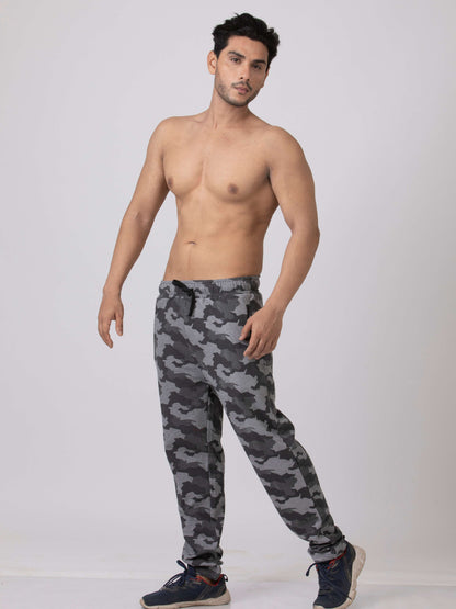 Go Commando Men's camouflage  Jogger Pant