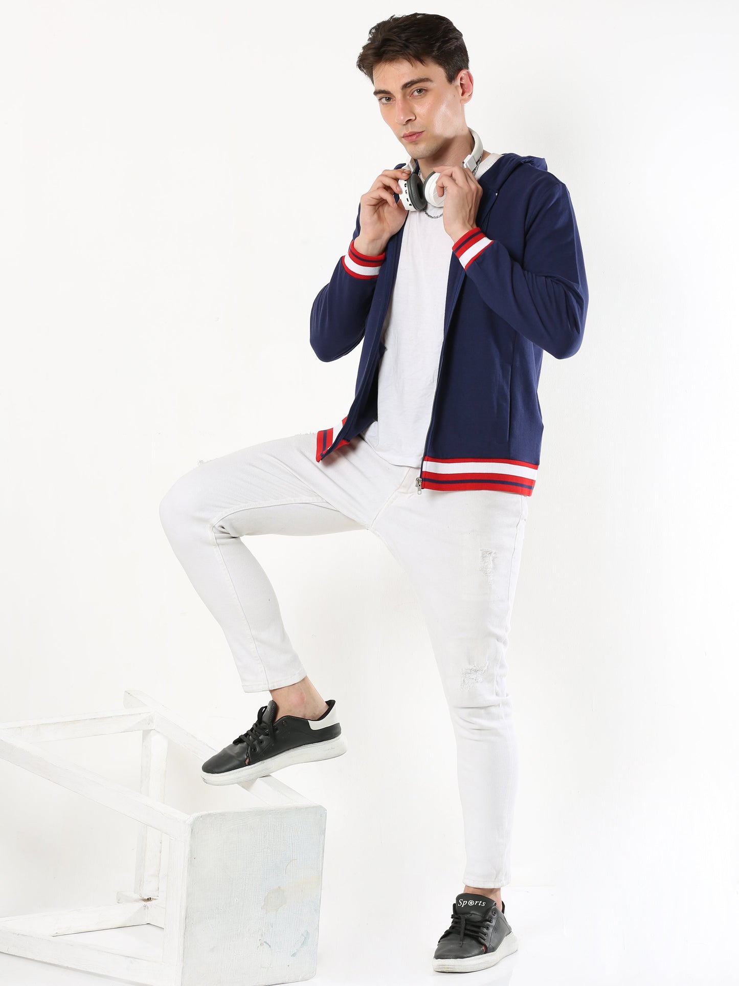 Stylish Men's Hooded Sweatshirt- Navy